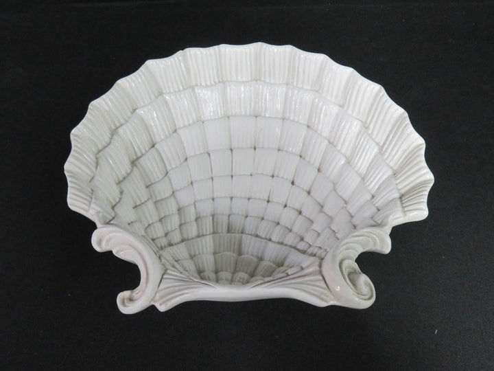 Shell Shaped Bowl