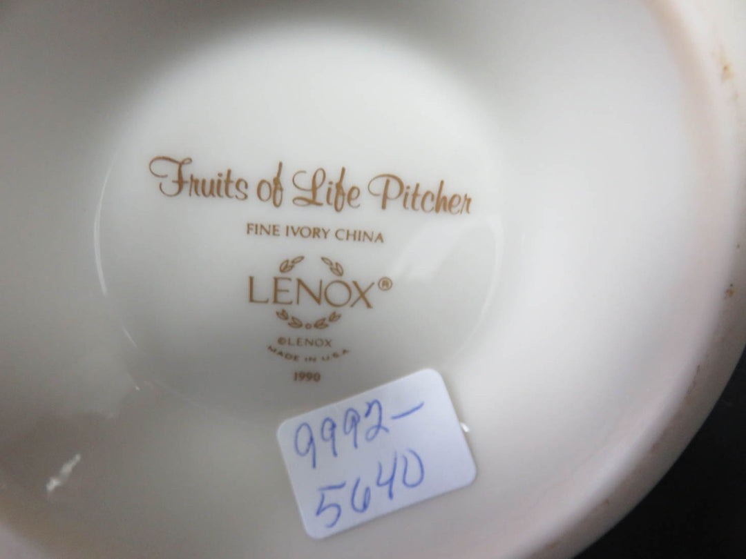 Lenox Pitcher