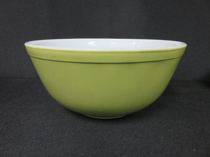 Pyrex Nesting Mixing Bowls