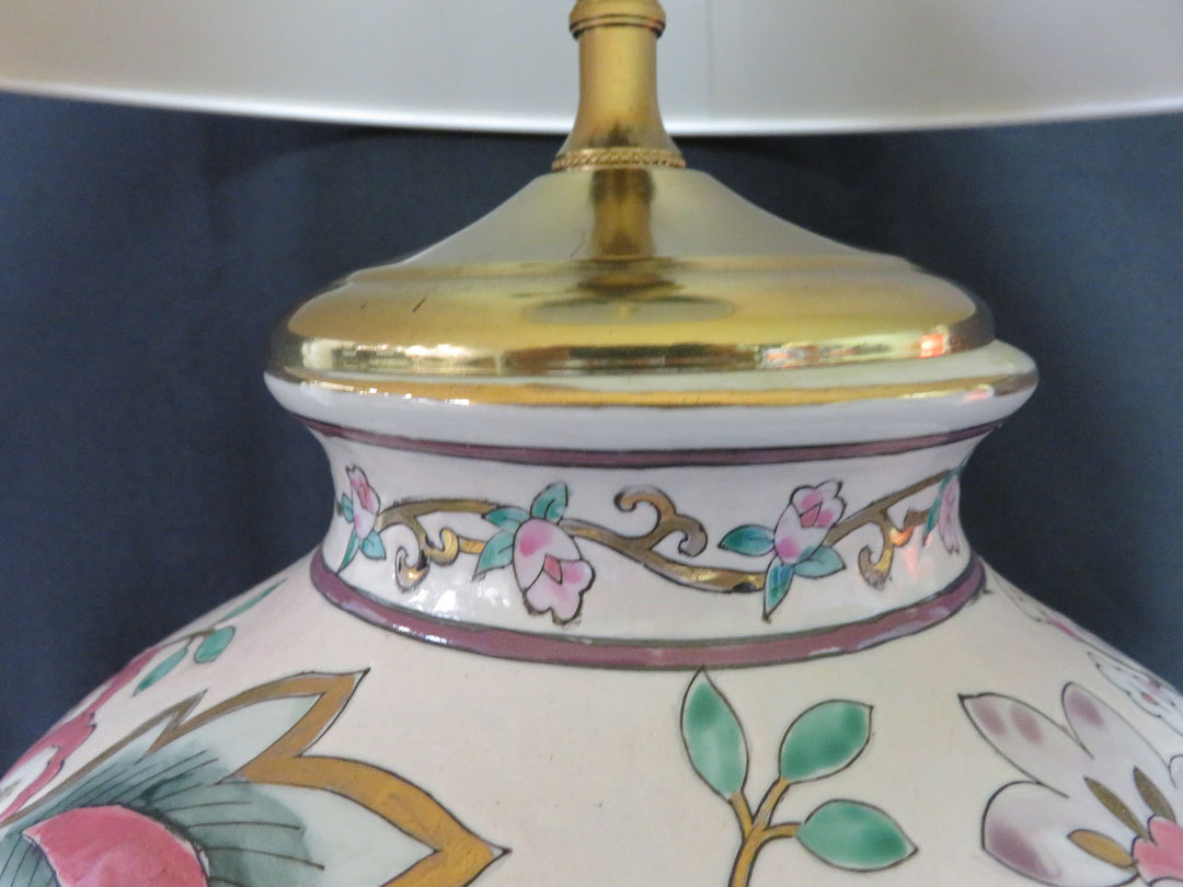 Leviton Ginger Jar Lamp