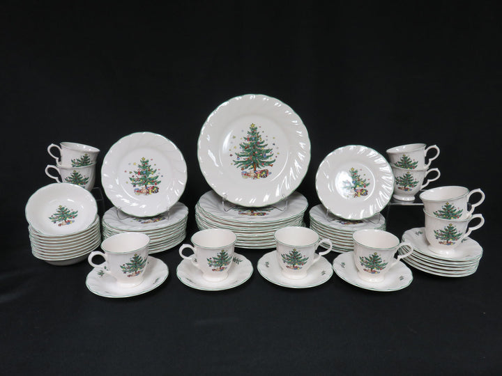Nikko Happy Holidays Dish Set