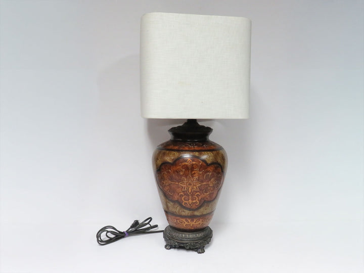 Embossed Urn Table Lamp