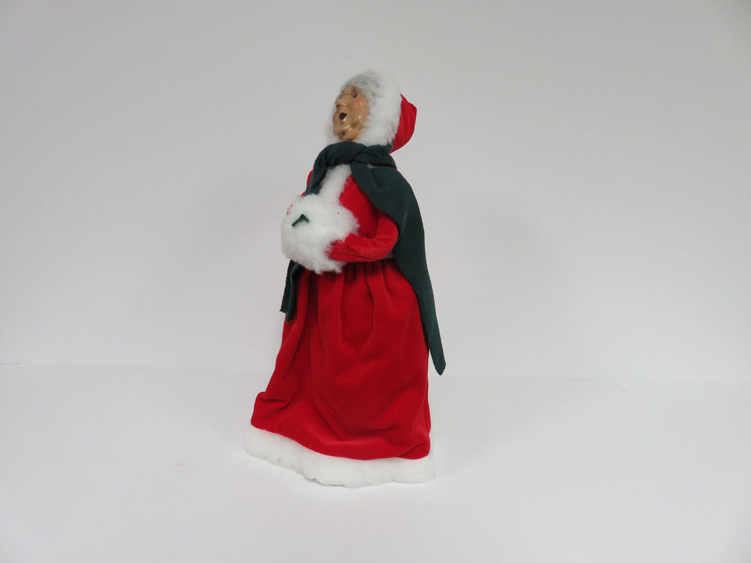 Byers Choice Mrs. Claus Caroler