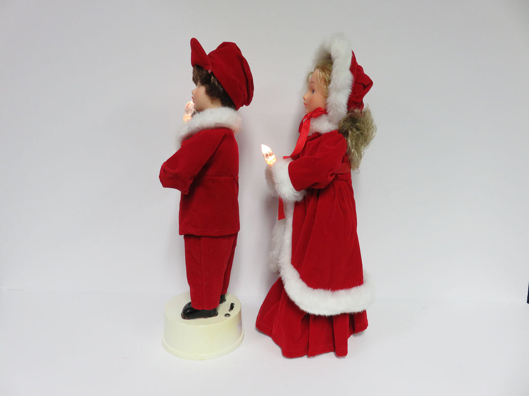 Pair Rennoc Christmas Carolers