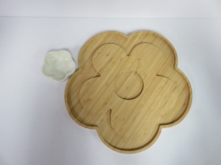 Wooden Daisy Charcuterie Board