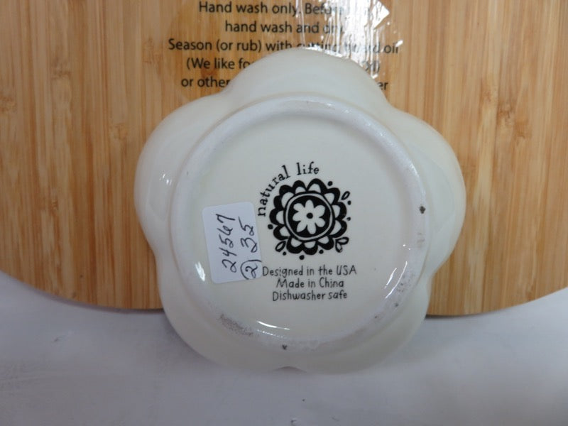 Wooden Daisy Charcuterie Board