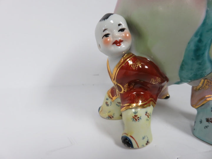 Vintage Chinese Figurine