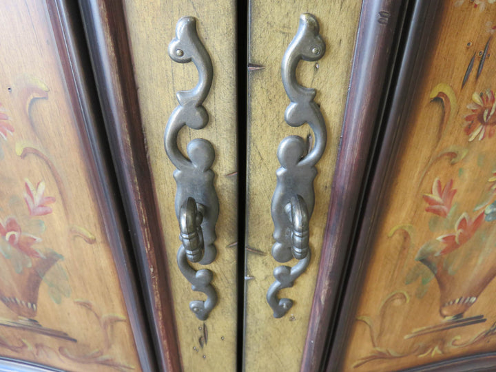 Collezione Europa Painted Buffet Cabinet