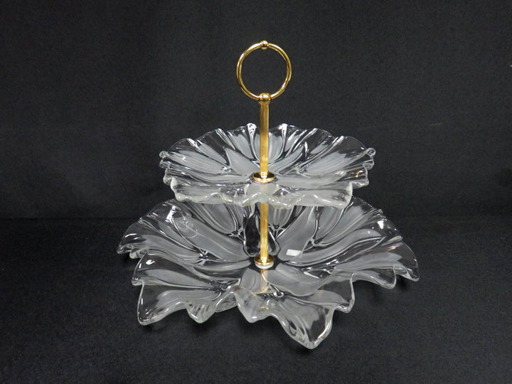 Mikasa Tiered Server