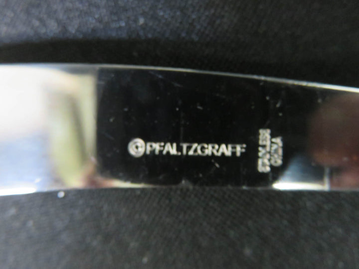 Pfaltzgraff Ramekins and Knives