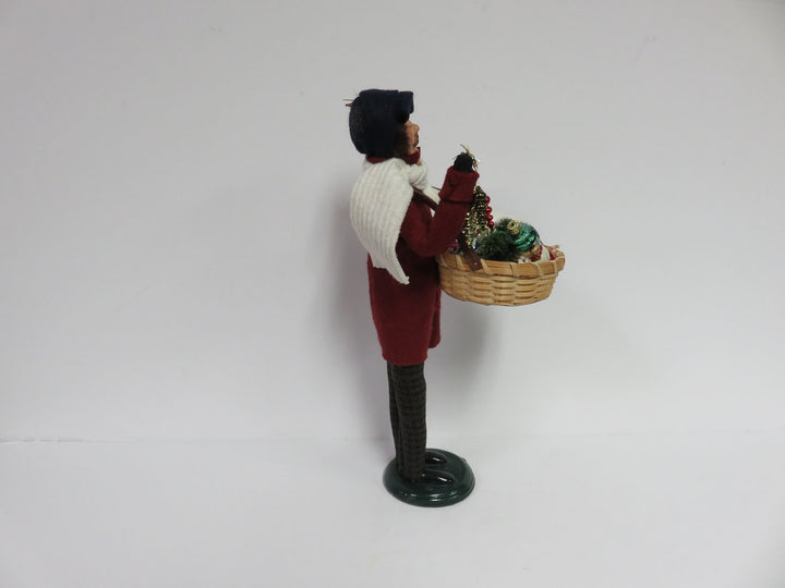 Byers Choice Ornament Vendor