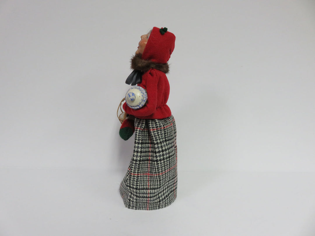 Byers Choice Grandmother Shopper