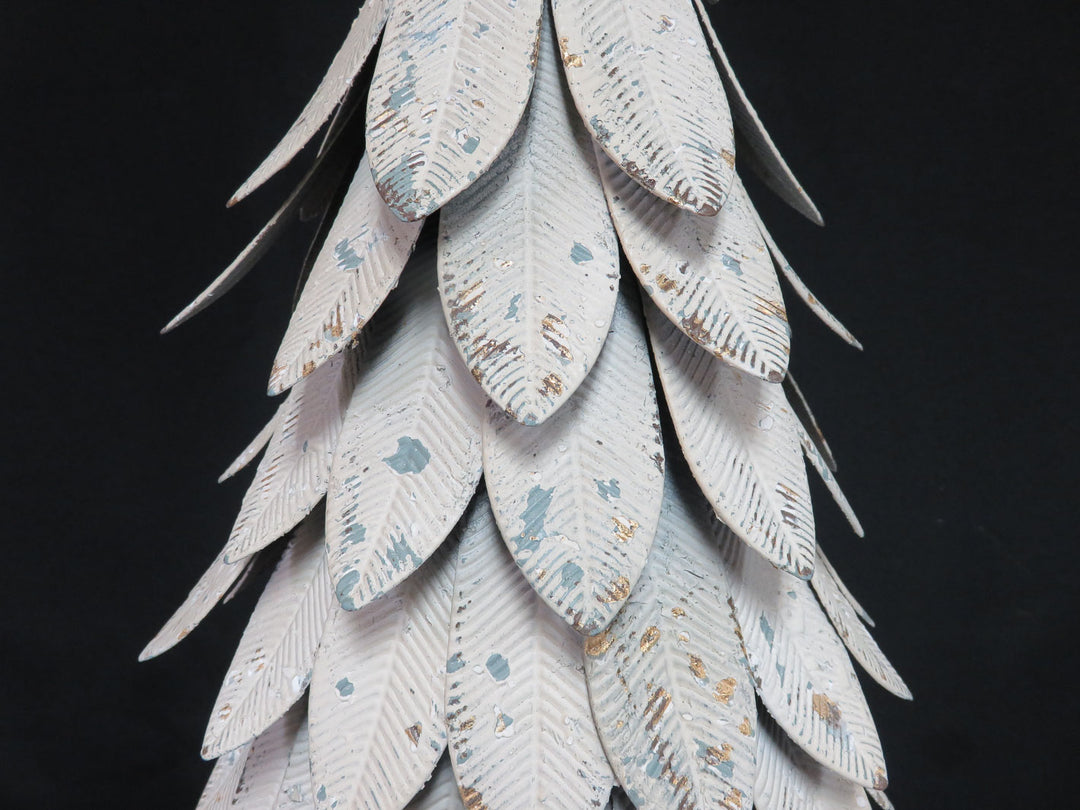 Rustic Metal Christmas Tree