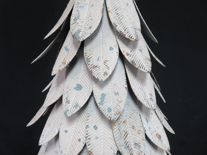 Rustic Metal Christmas Tree