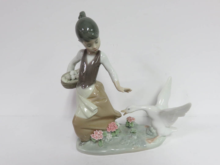 Lladró "Agressive Goose" Figurine