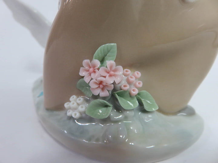 Lladró "Agressive Goose" Figurine