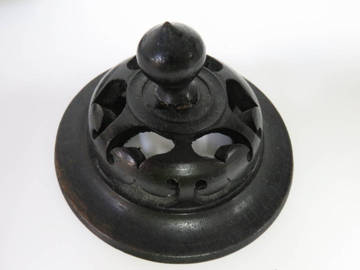 Ginger Jar on Stand