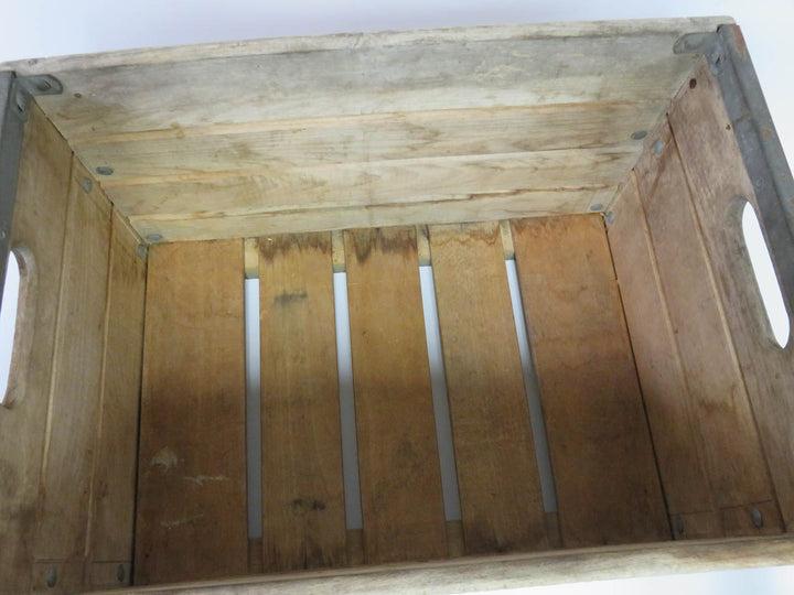 Bowman Dairy Milk Crate