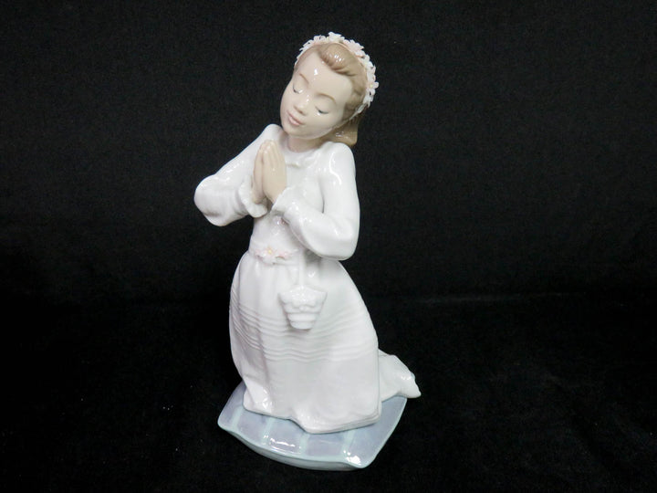 Lladró Praying Girl Figurine