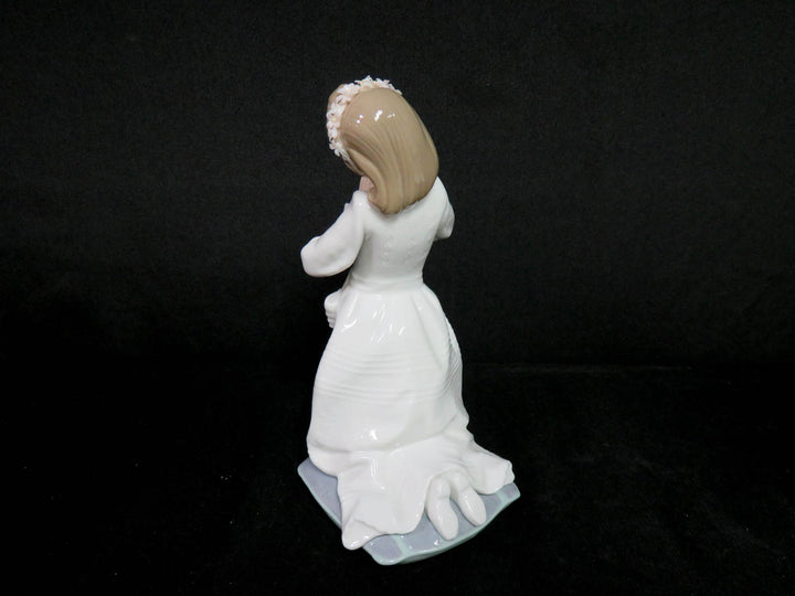 Lladró Praying Girl Figurine