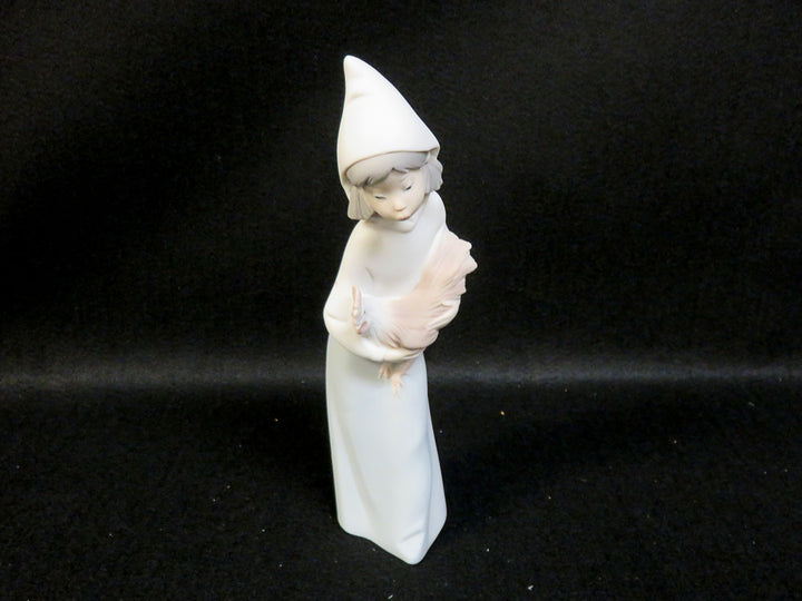 Lladró Girl Figurine