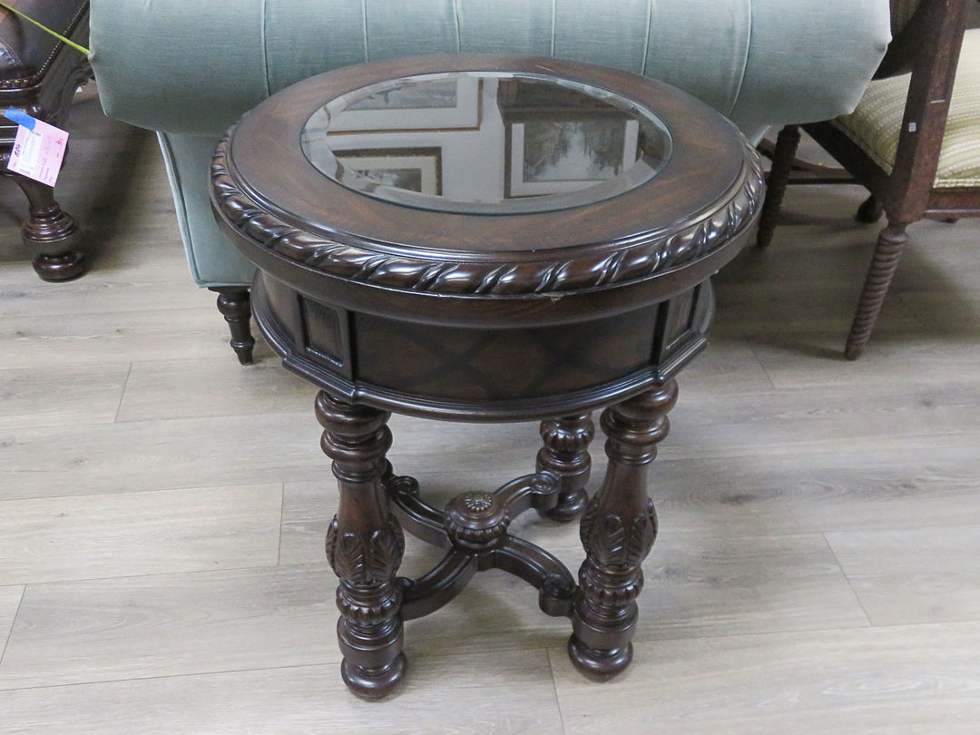 A.R.T. Furniture Valencia End Table