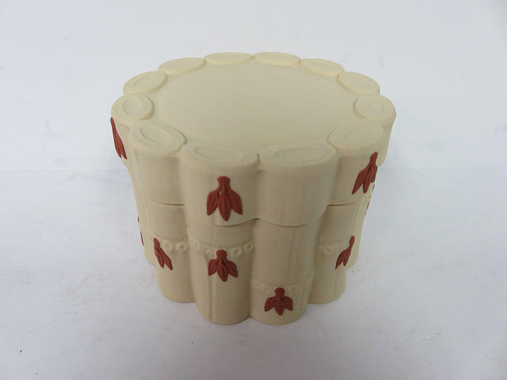 Wedgewood Terracotta Trinket Box
