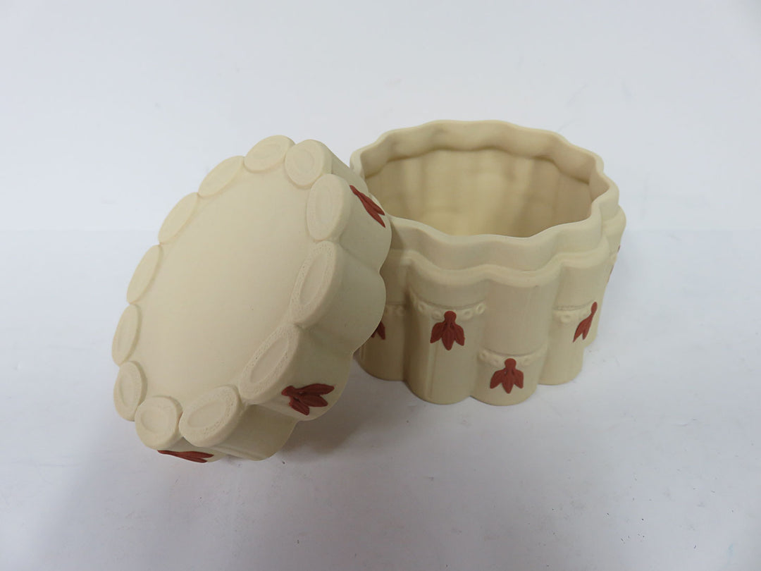 Wedgewood Terracotta Trinket Box