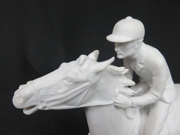 Kaiser Fox Hunt Figurine