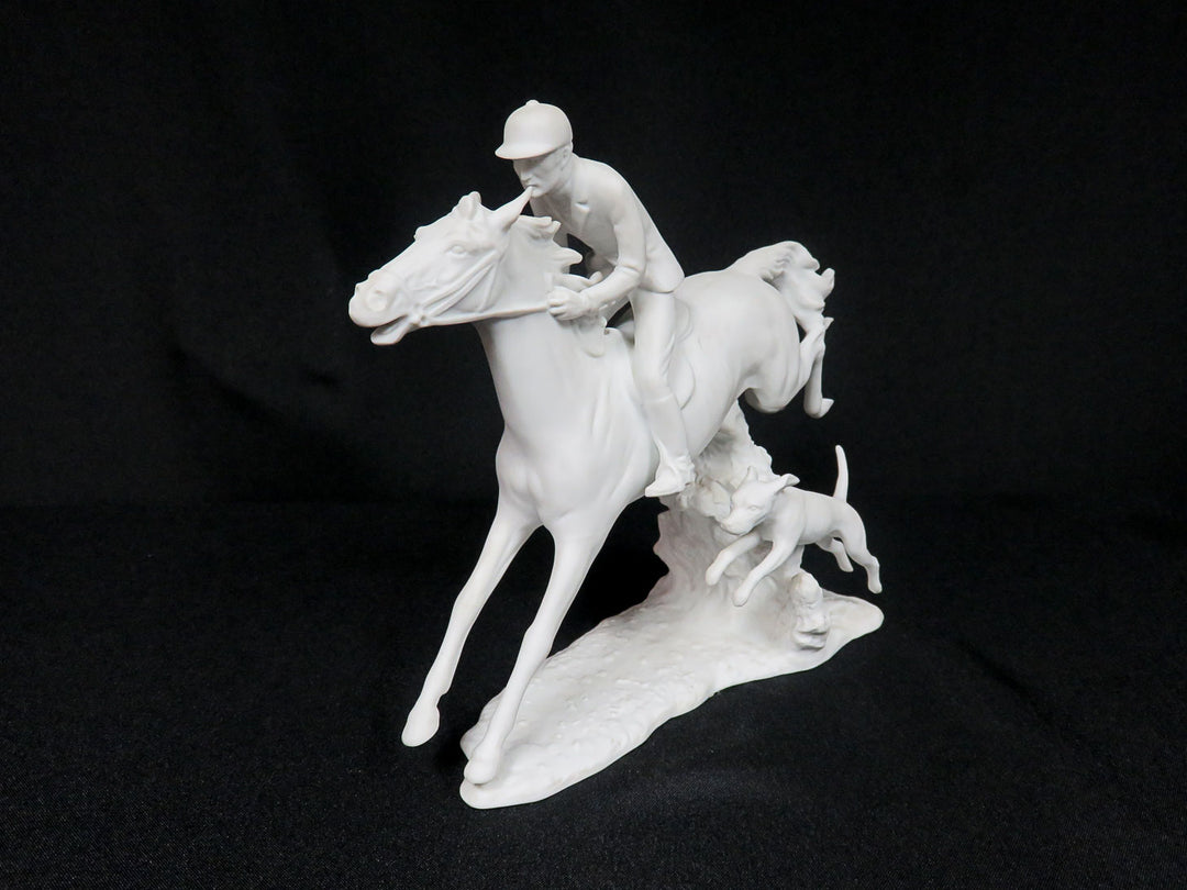 Kaiser Fox Hunt Figurine
