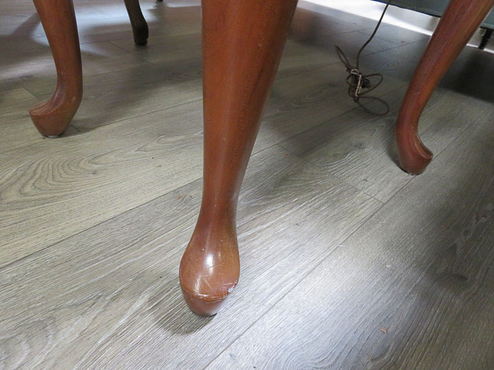 Broyhill Queen Anne Occasional Table