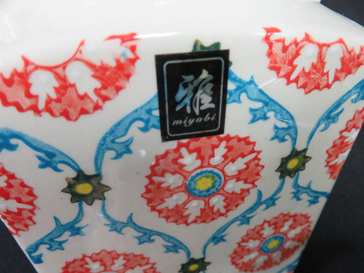Mayabi Floral Teapot