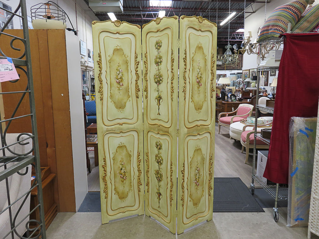 Walter E. Smithe Scarborough Screen