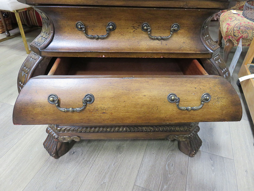 Bombe Style Chest