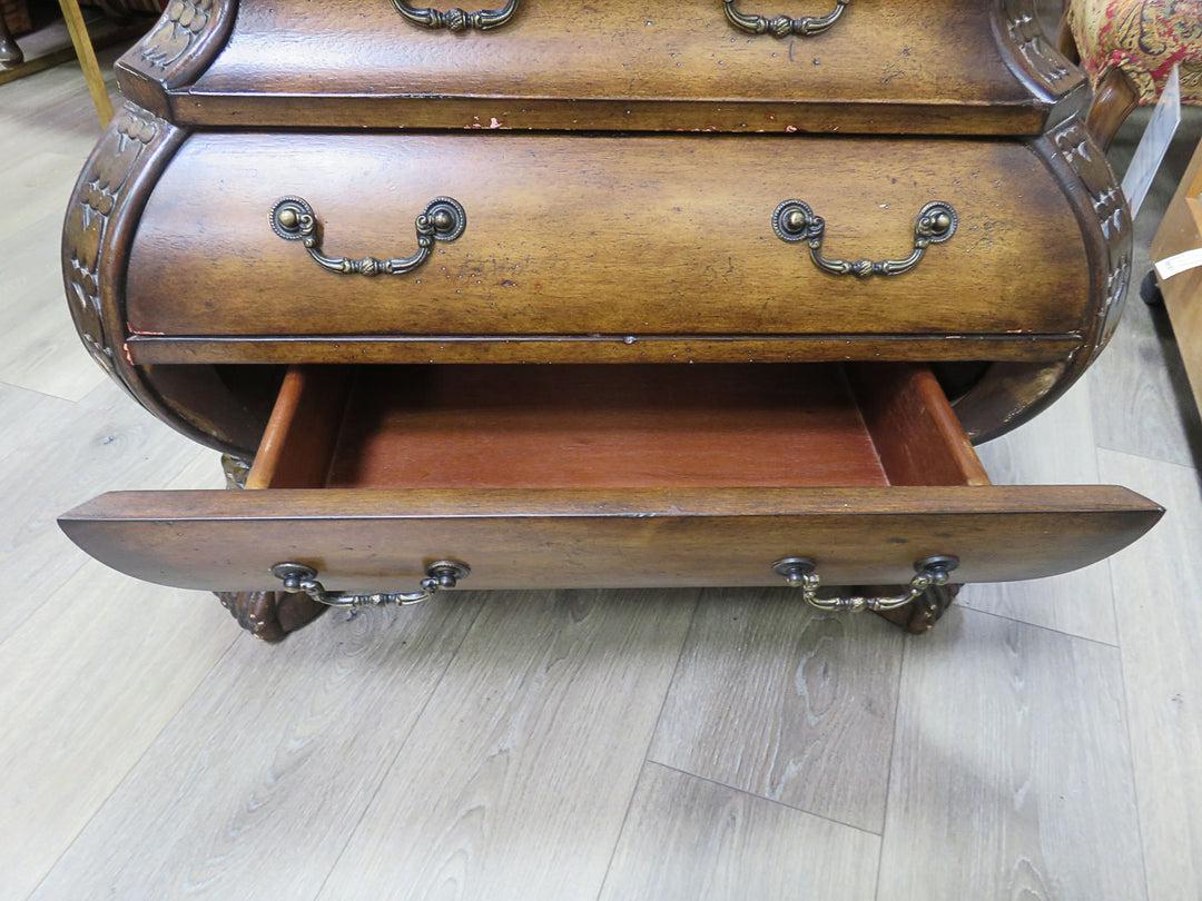 Bombe Style Chest