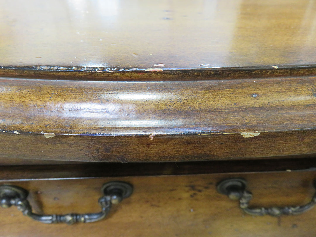 Bombe Style Chest