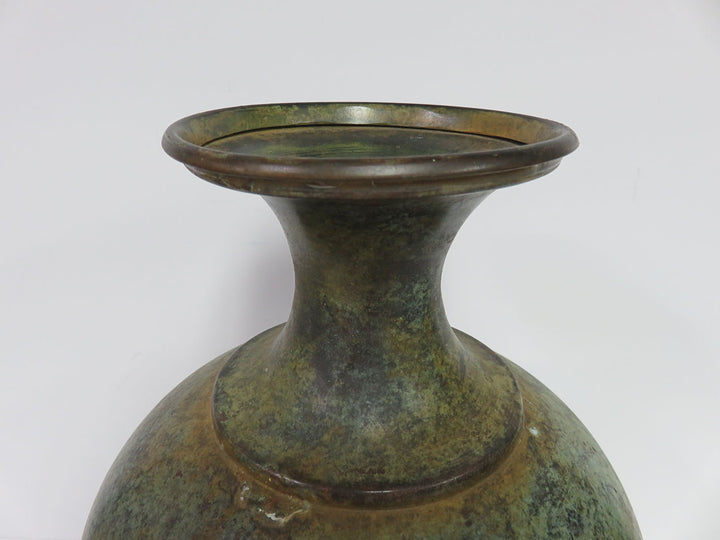 Round Urn Shape Vase