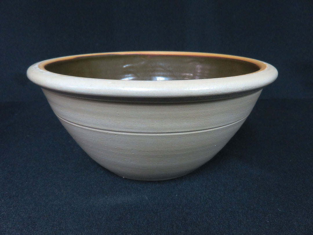 Wisconsin Pottery Co. Mixing Bowl