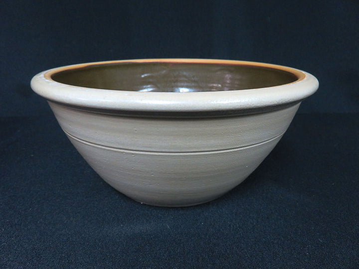 Wisconsin Pottery Co. Mixing Bowl