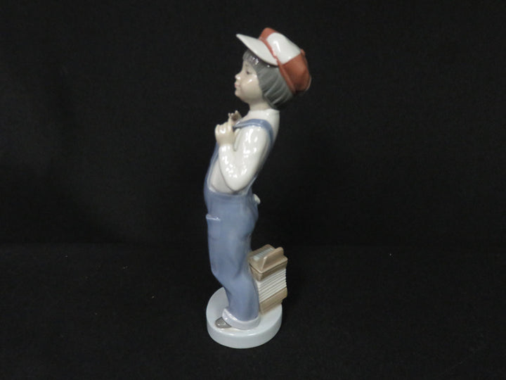 Lladró Boy from Madrid Figurine
