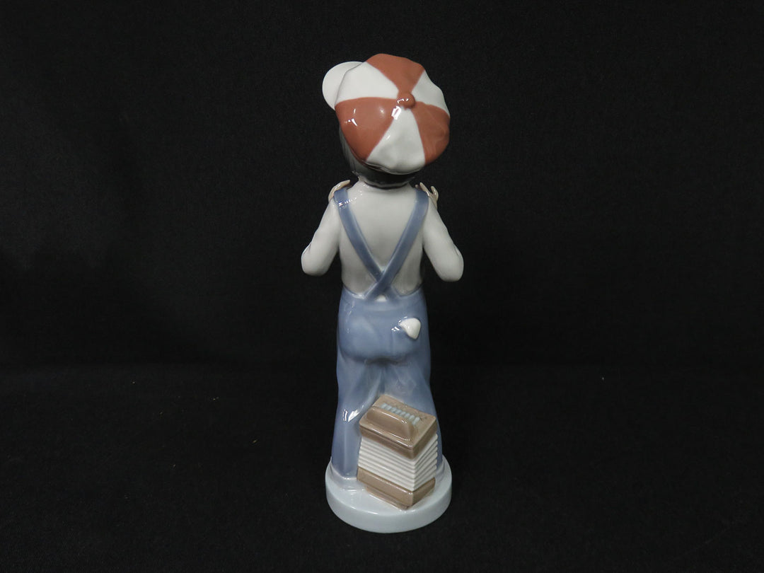 Lladró Boy from Madrid Figurine