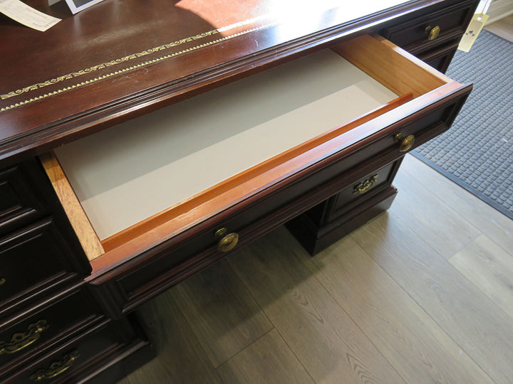Walter E. Smithe Leather Topped Desk