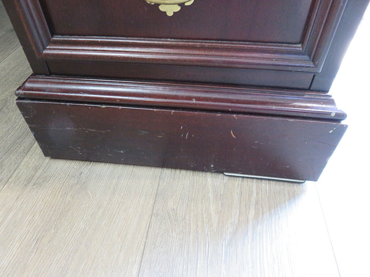Walter E. Smithe Leather Topped Desk