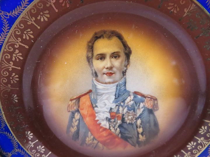Pair Cabinet Portrait Plates