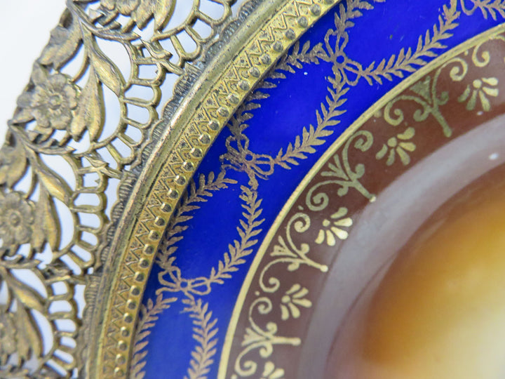 Pair Cabinet Portrait Plates