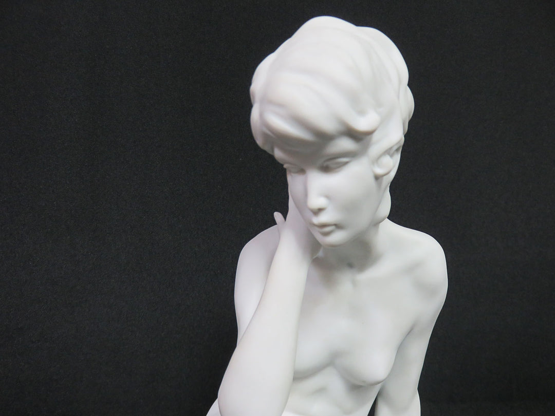 "Meditation" Kaiser Figurine
