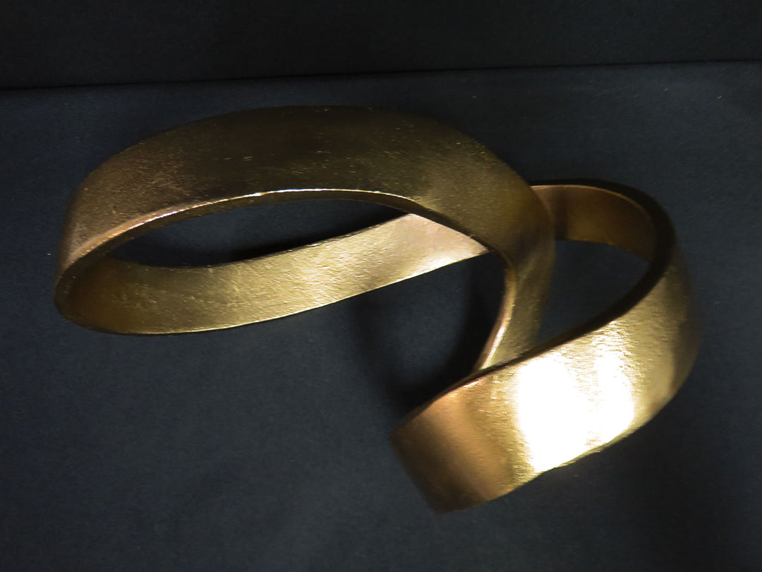 Infinity Ribbon Sculpture