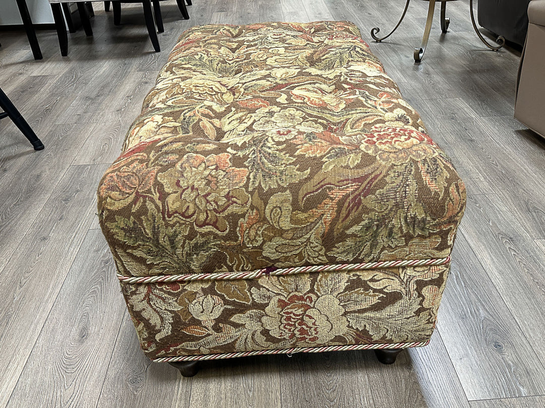 Tufted Upholstered Ottoman