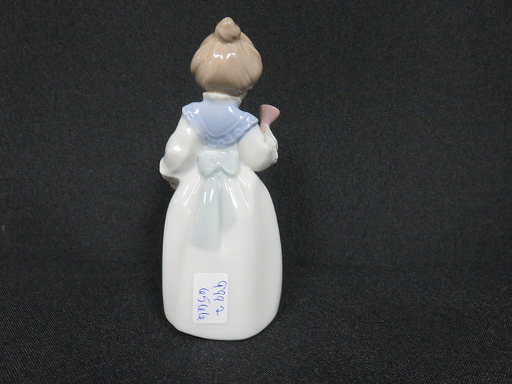 Lladró Mrs. Claus Figurine