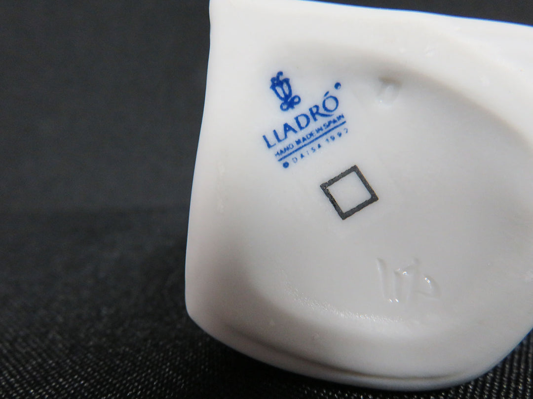 Lladró Mrs. Claus Figurine